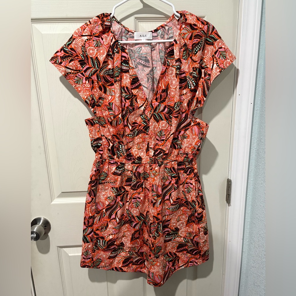 A.L.C. Alice abstract vneck mini dress size 8